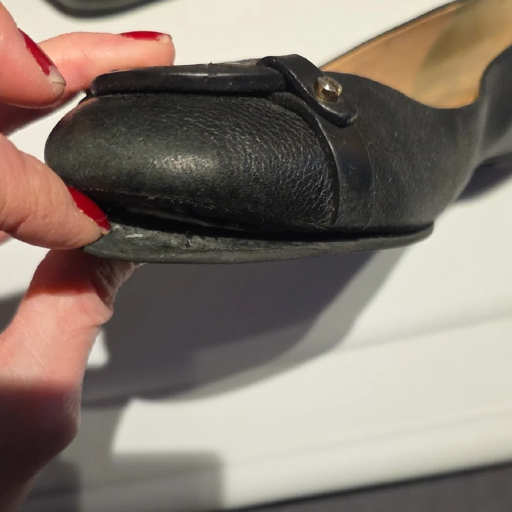 Tory Burch Black Leather Flats with Logo Accent - Picture 15 of 16